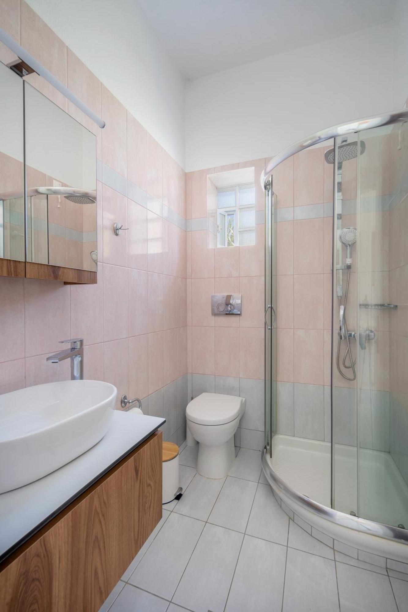 Galazio Seaside Apartments Livadakia Екстер'єр фото